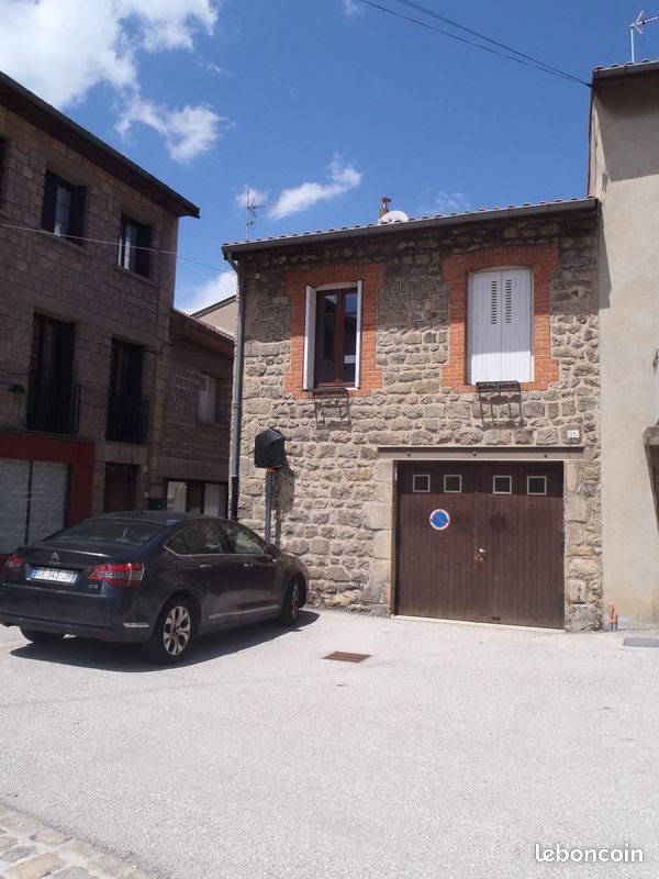Maison à louer, 55m², Saint-Bonnet-le-Château