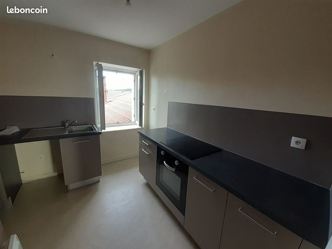 Appartement à louer, 60m², Saint-Ferréol-d'Auroure