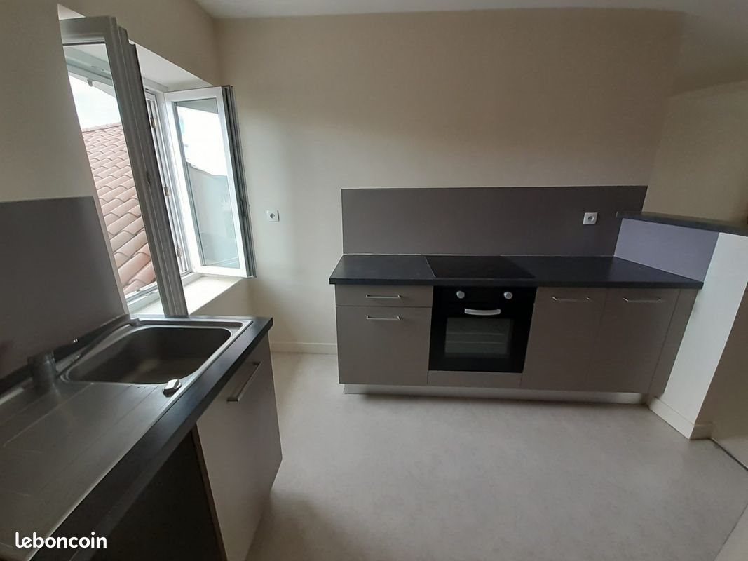 Appartement à louer, 60m², Saint-Ferréol-d'Auroure