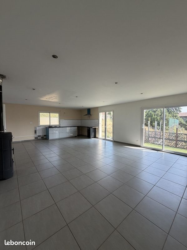 Maison à louer, 120m², Retournac
