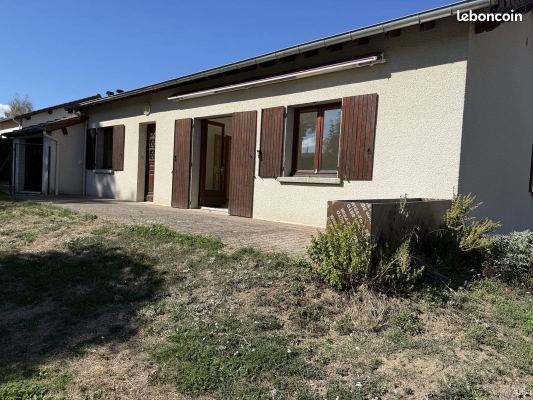 Maison à louer, 90m², Lapte