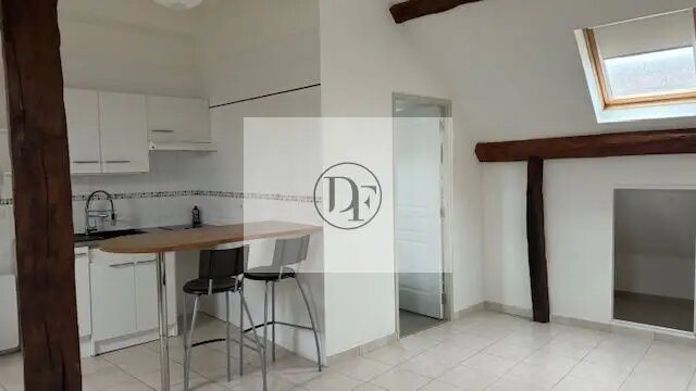 Appartement à louer, 25m², Beaune-la-Rolande