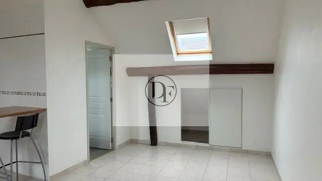 Appartement à louer, 25m², Beaune-la-Rolande
