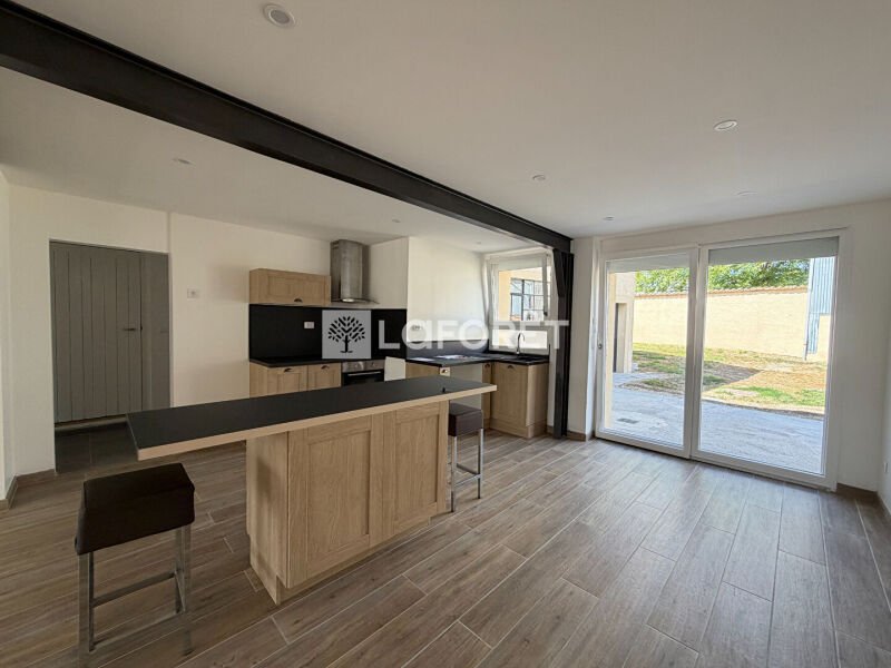 Maison à louer, 152m², Courtisols