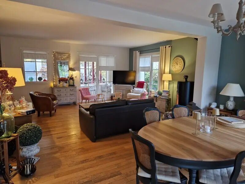 Maison à vendre, 200m², Vieux-Moulin