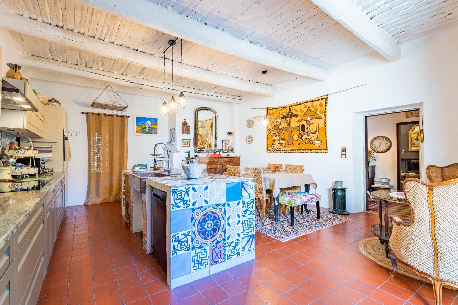 Maison à vendre, 215m², Sainte-Cécile-les-Vignes
