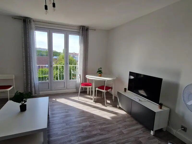 Appartement à louer, 61m², Compiègne
