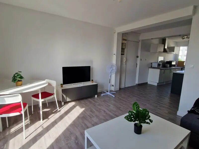 Appartement à louer, 61m², Compiègne
