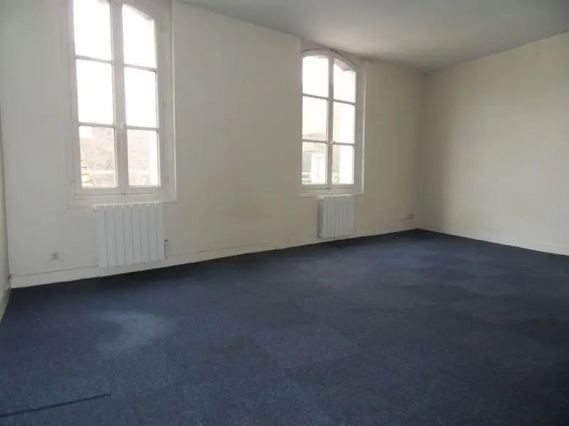 Appartement à louer, 35m², Compiègne