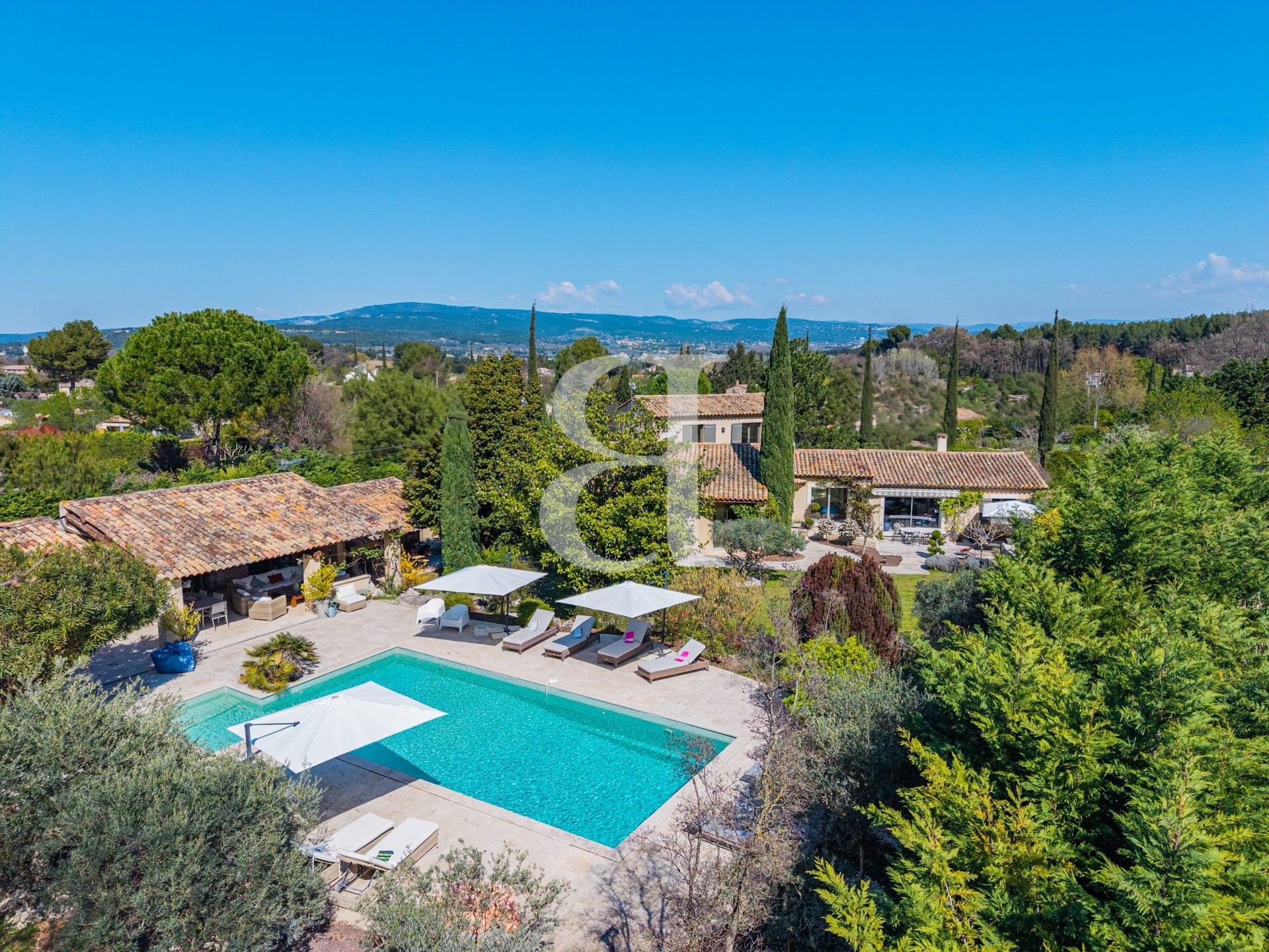 Maison à vendre, 305m², L'Isle-sur-la-Sorgue
