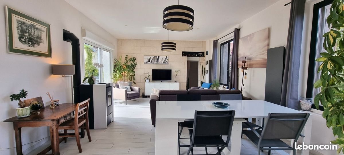 Maison à vendre, 131m², Saint-Léger-aux-Bois