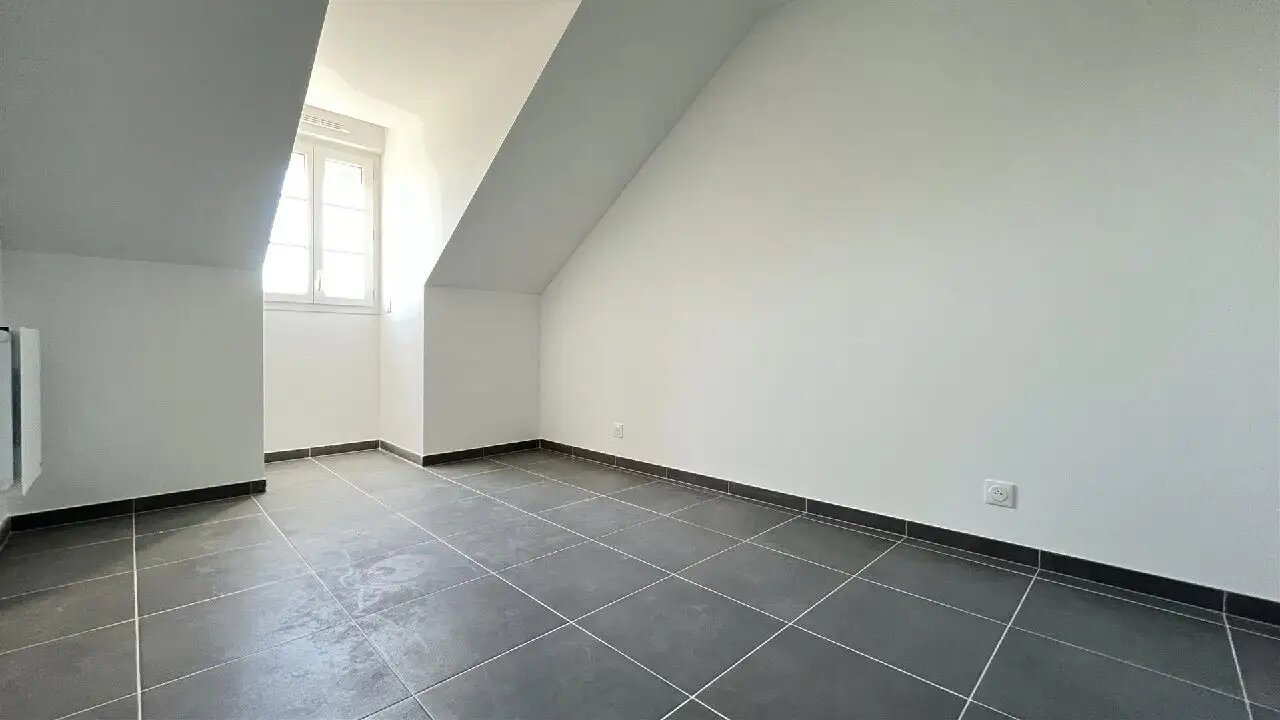 Appartement à louer, 47m², Louvres