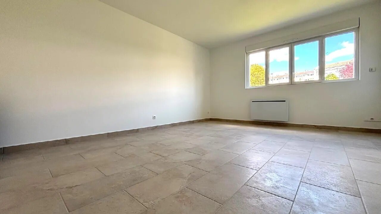 Appartement à louer, 54m², Louvres