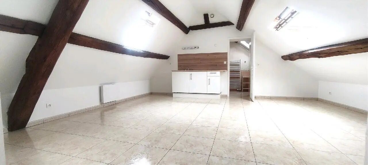 Appartement à louer, 23m², Louvres