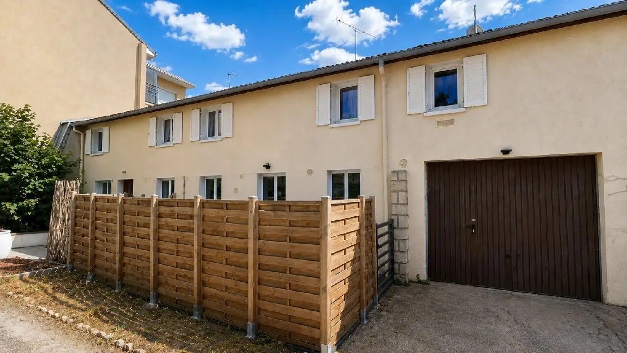 Maison à louer, 57m², Louvres