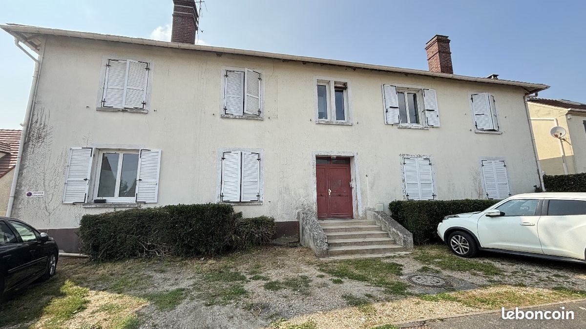 Appartement à louer, 27m², Villeron