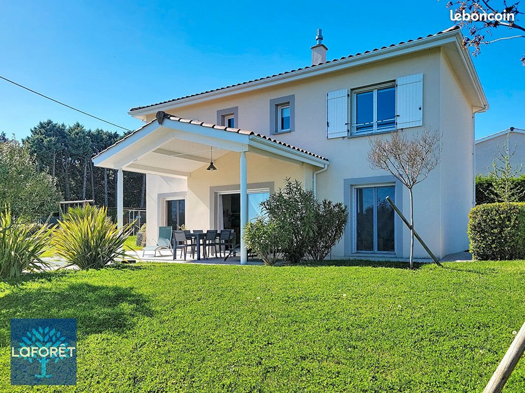 Maison à vendre, 135m², Brindas