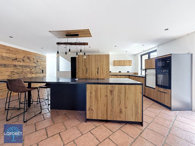 Maison à vendre, 186m², Mornant