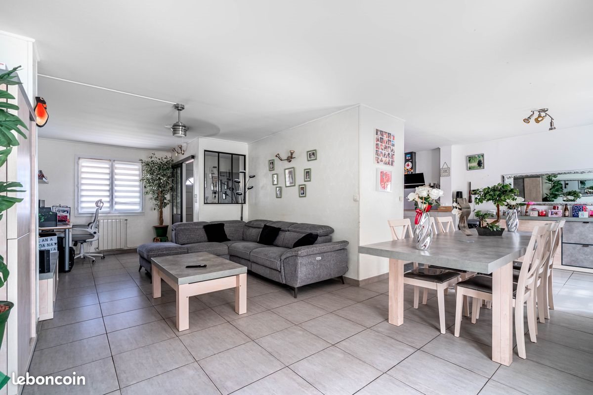 Maison à vendre, 144m², Villefontaine