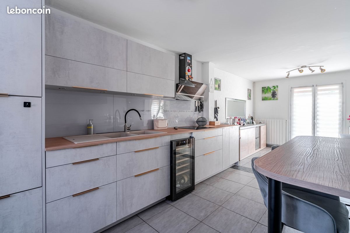 Maison à vendre, 144m², Villefontaine