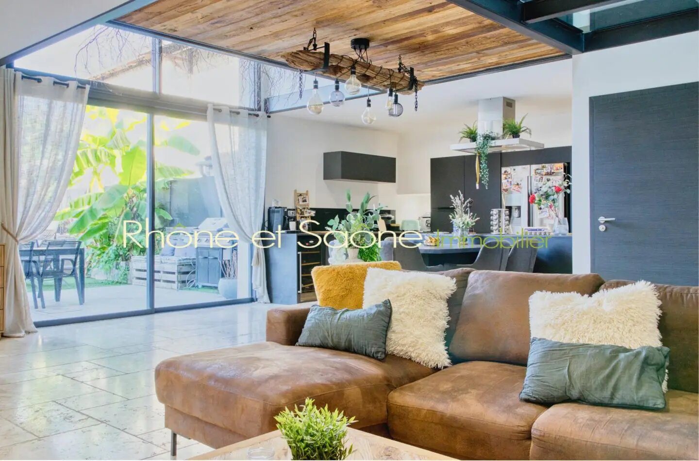 Maison à vendre, 131m², Fareins