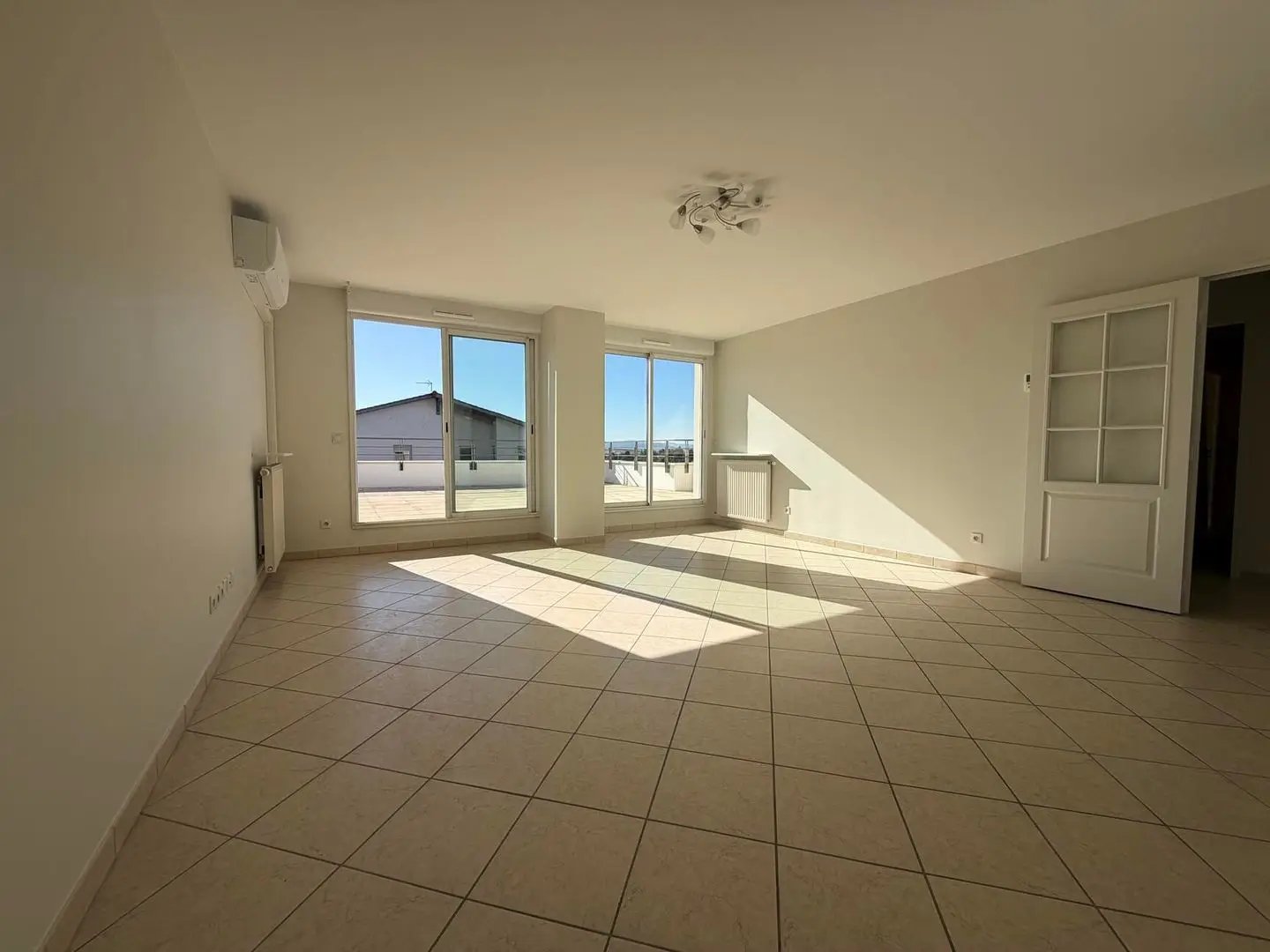 Appartement à louer, 103m², La Tour-de-Salvagny
