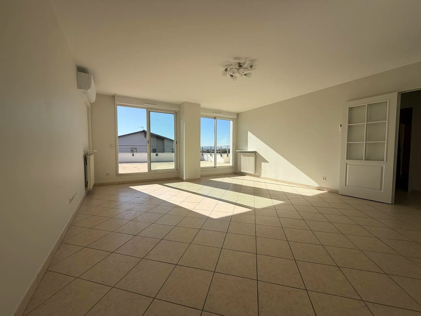Appartement à louer, 103m², La Tour-de-Salvagny