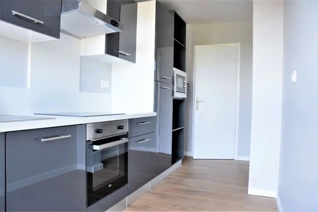 Appartement à louer, 84m², Rocquencourt