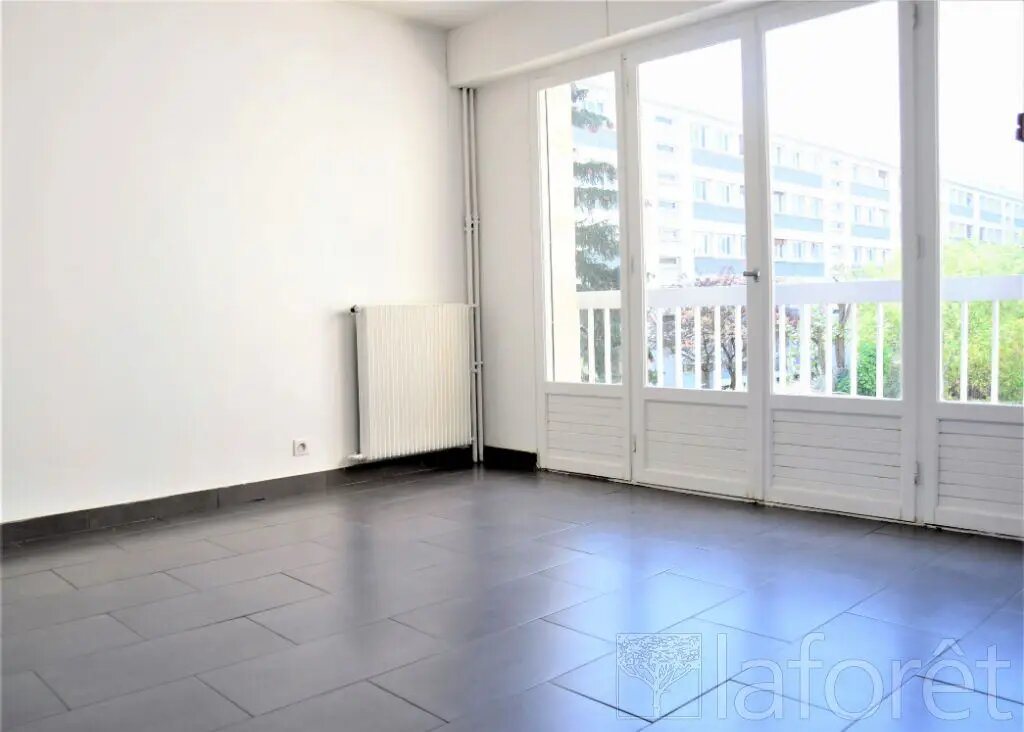 Appartement à louer, 25m², Le Chesnay