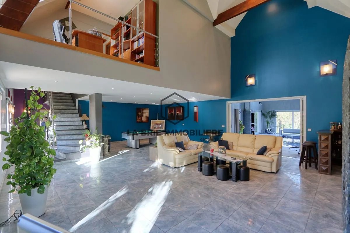 Maison à vendre, 313m², Villecresnes