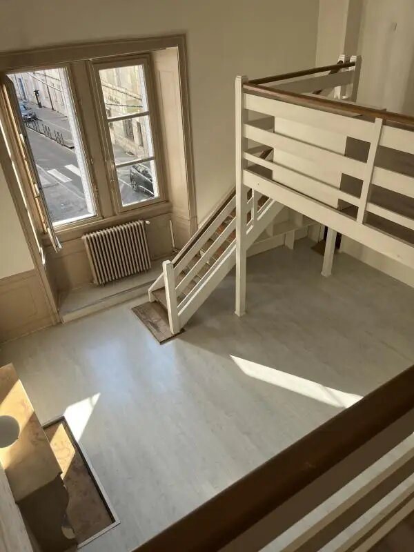 Appartement à louer, 84m², Besançon