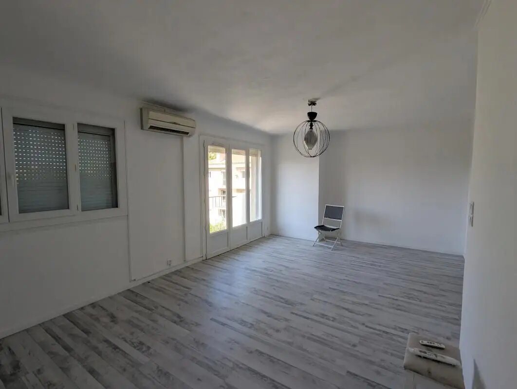 Appartement à louer, 59m², Toulon