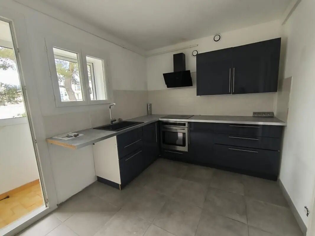 Appartement à louer, 72m², Vitrolles