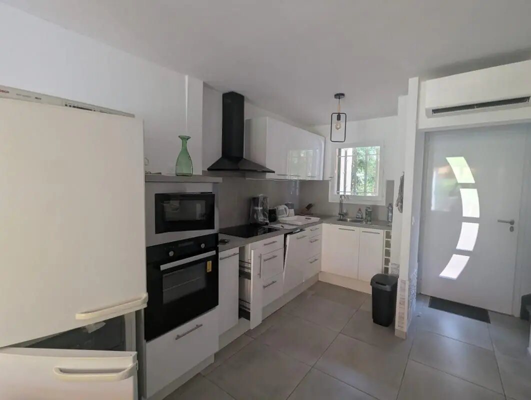 Maison à louer, 57m², Carqueiranne
