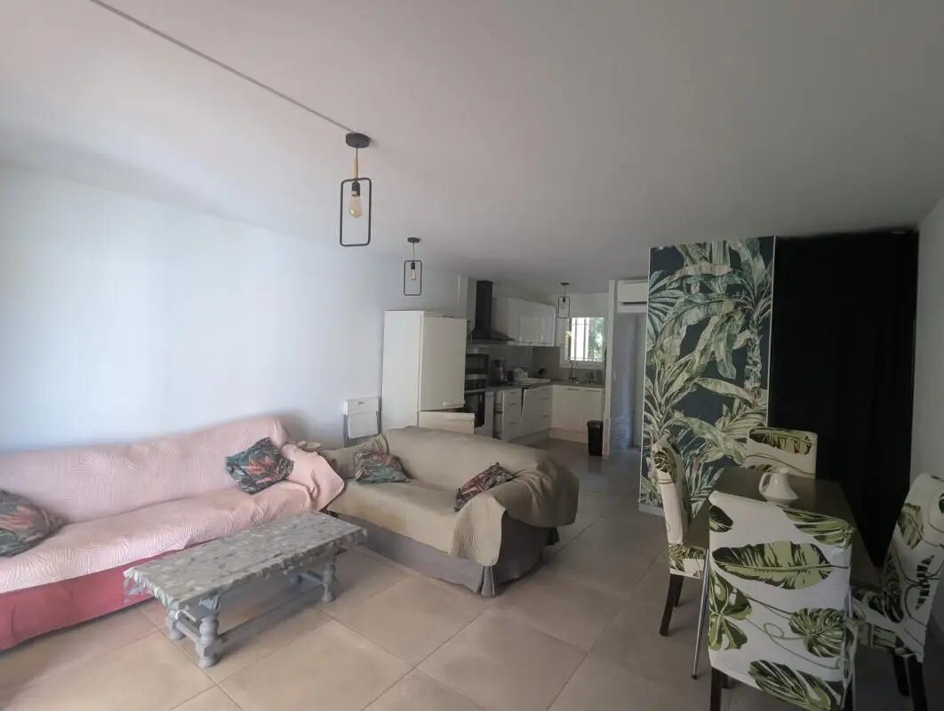 Maison à louer, 57m², Carqueiranne