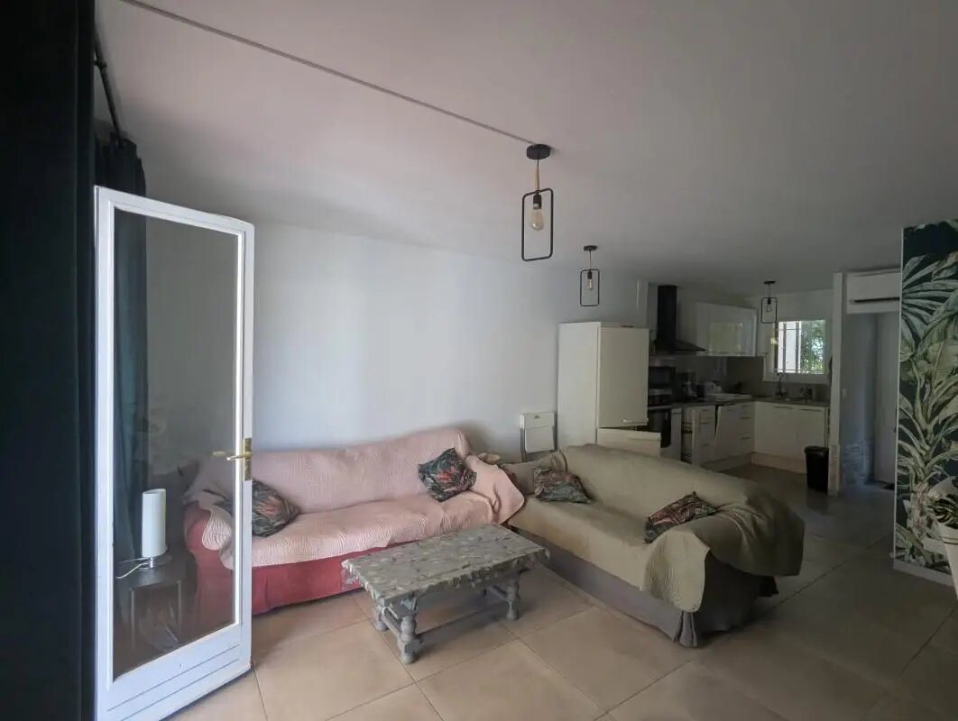 Maison à louer, 57m², Carqueiranne
