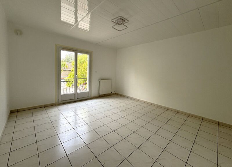 Appartement à louer, 121m², Caussade