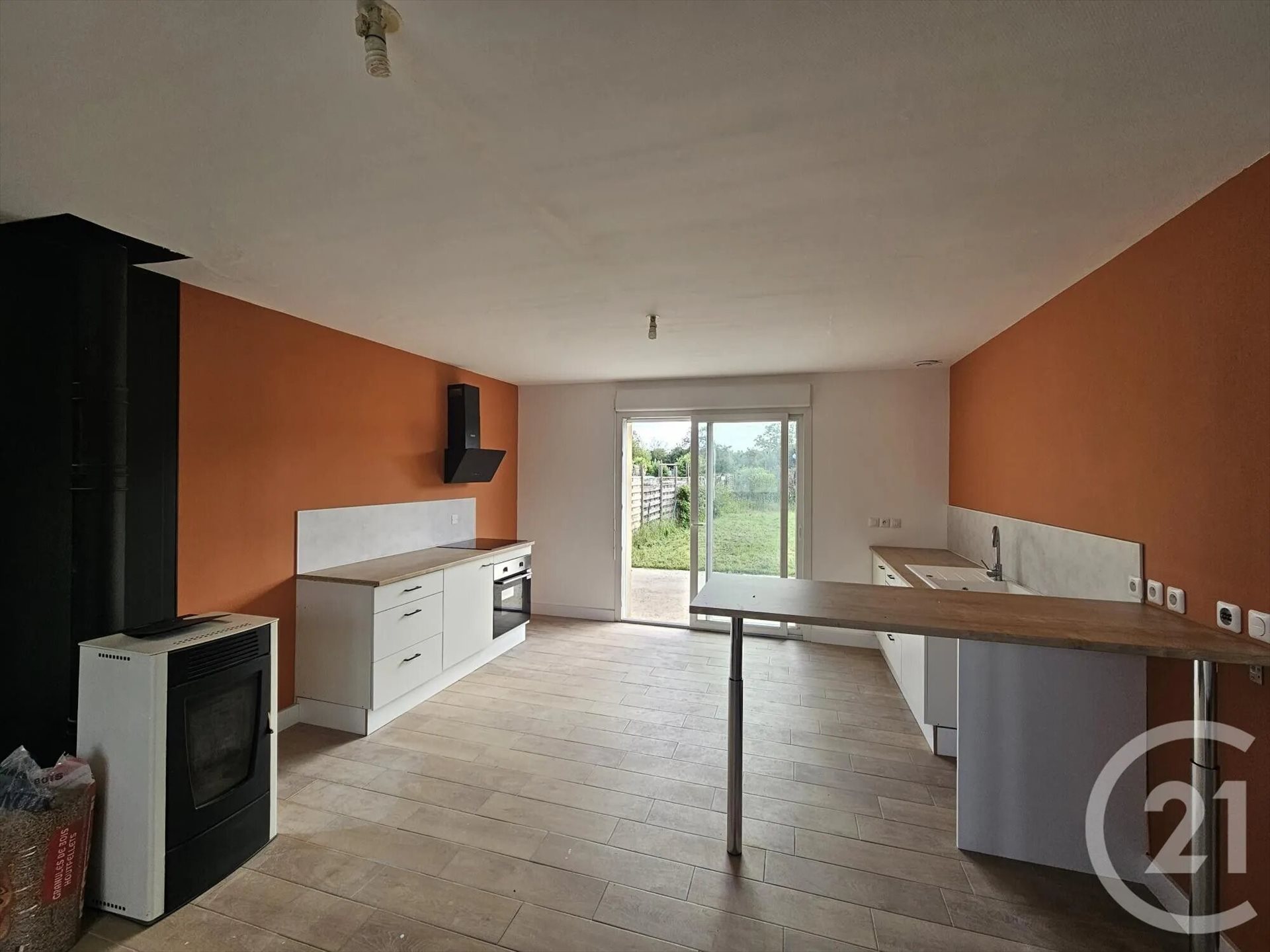 Maison à louer, 75m², Luant