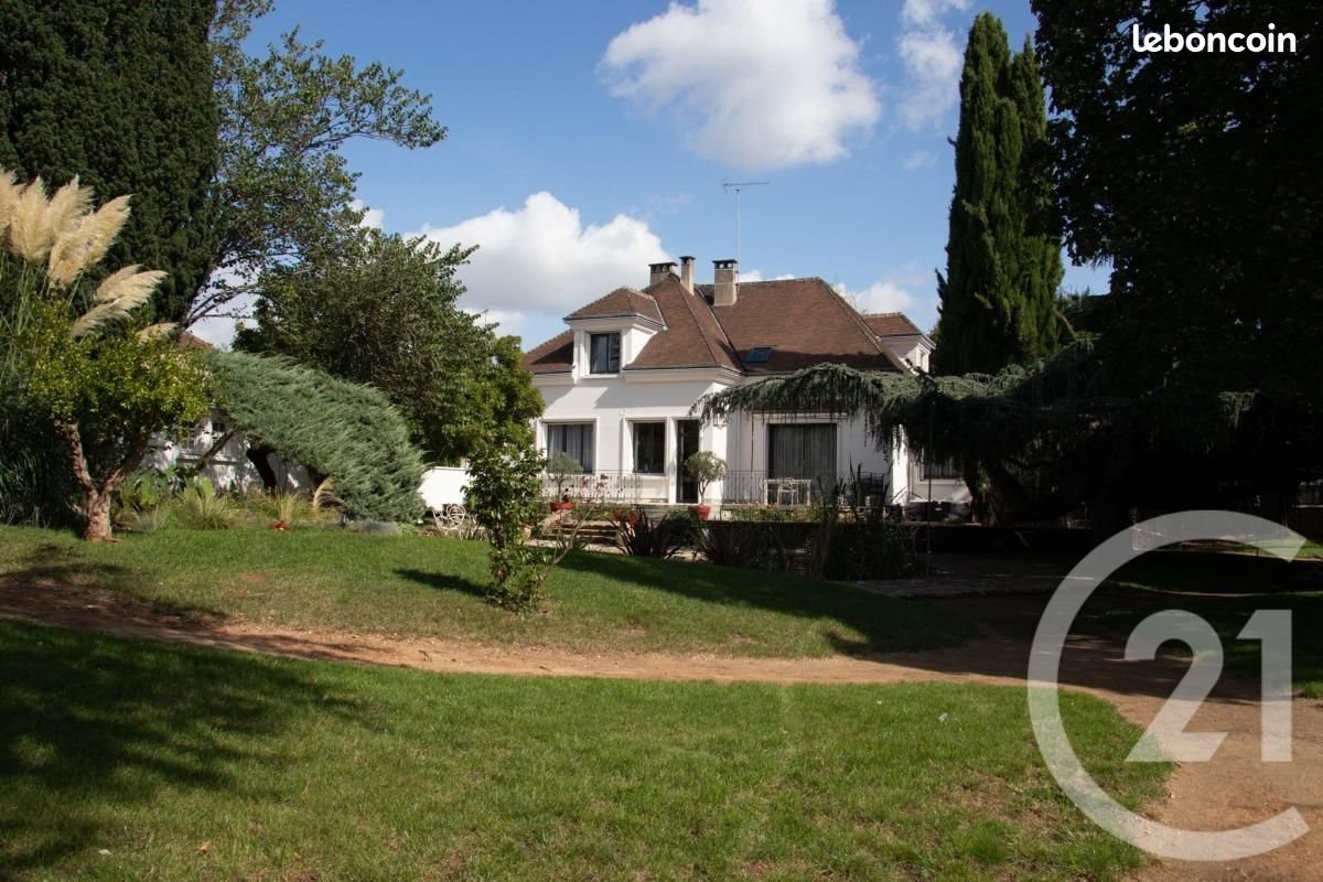 Maison à vendre, 235m², Châteauroux