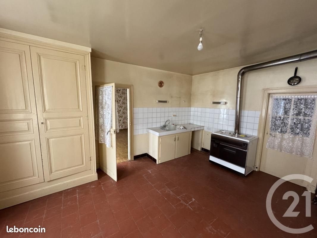 Maison à vendre, 140m², Neuvy-Saint-Sépulchre