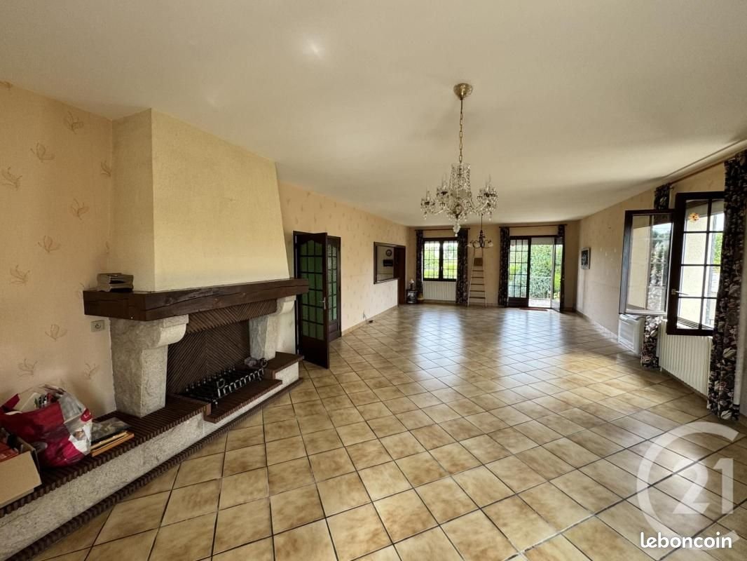 Maison à vendre, 240m², Ardentes