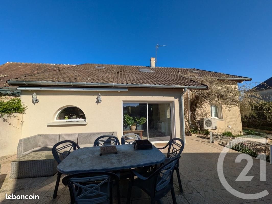 Maison à vendre, 139m², Argenton-sur-Creuse