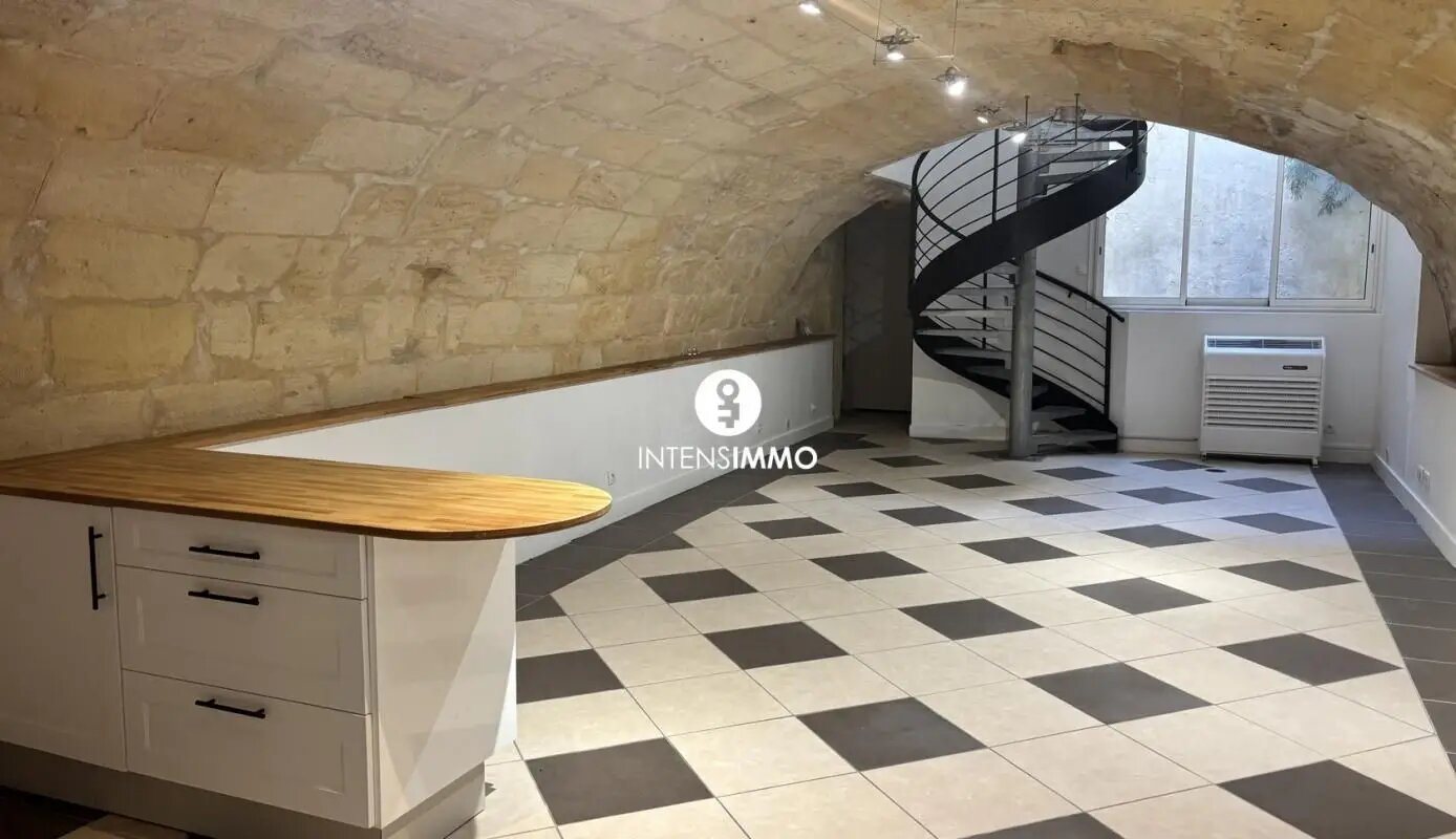 Appartement à louer, 87m², Bordeaux
