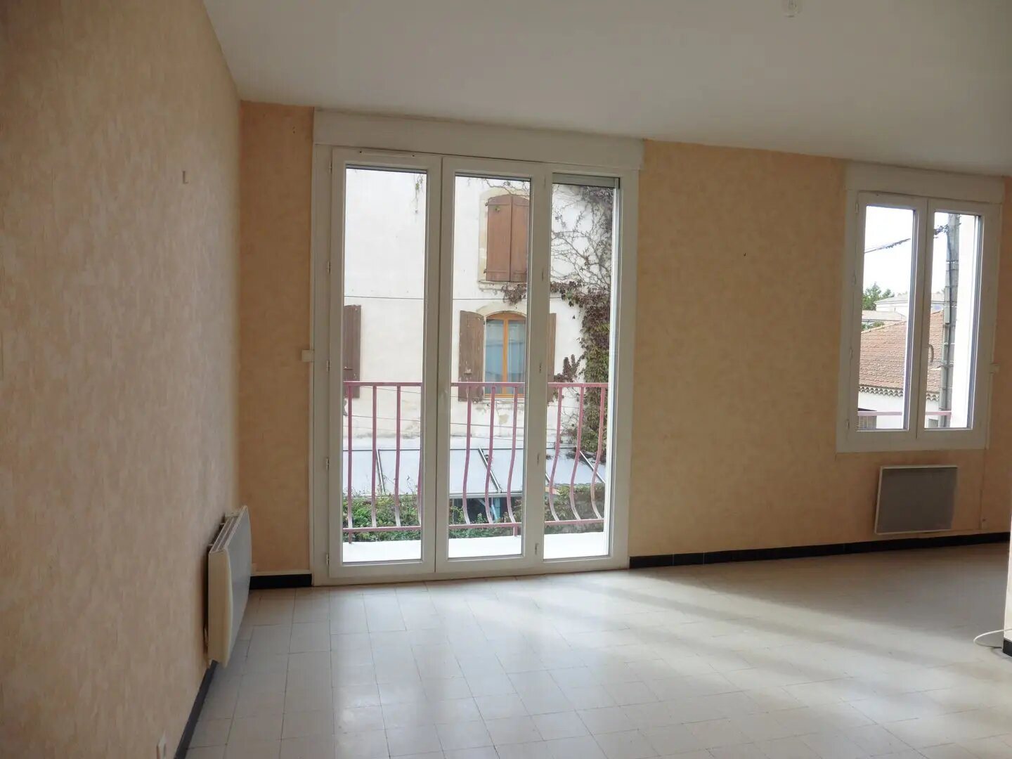 Appartement à louer, 73m², Pont-Saint-Esprit
