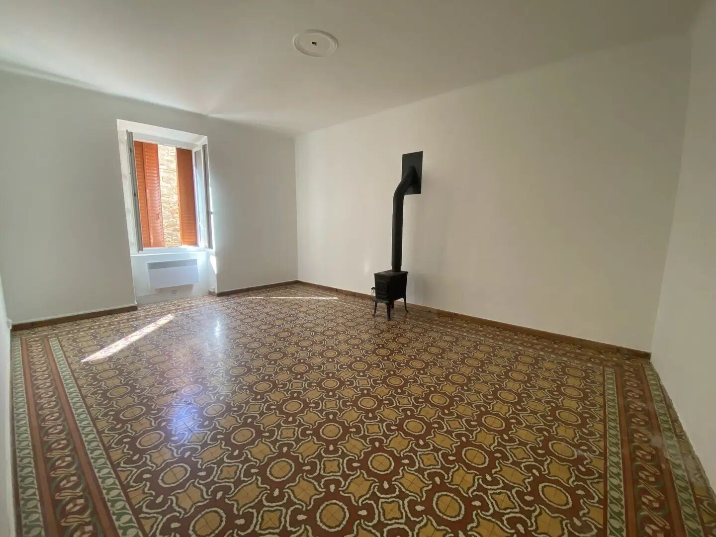 Maison à vendre, 180m², Saint-Marcel-de-Careiret