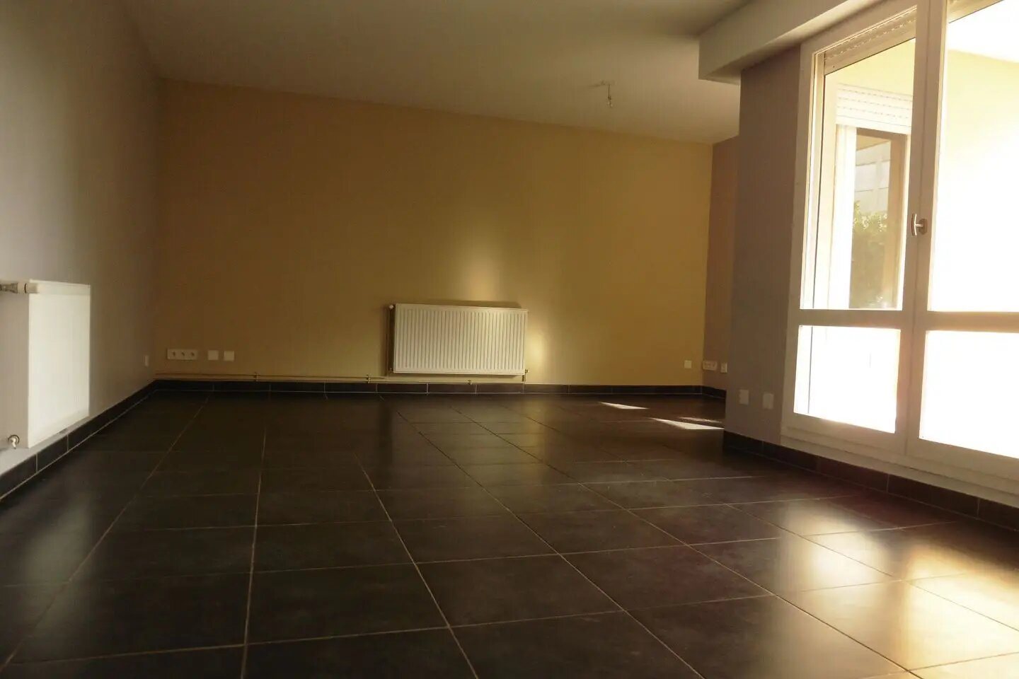 Appartement à louer, 82m², Pont-Saint-Esprit