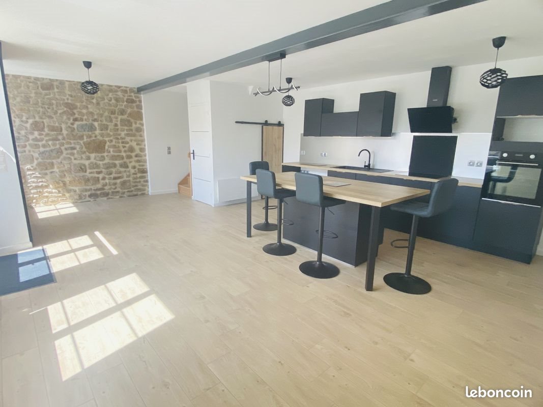 Maison à louer, 90m², Chauvigné
