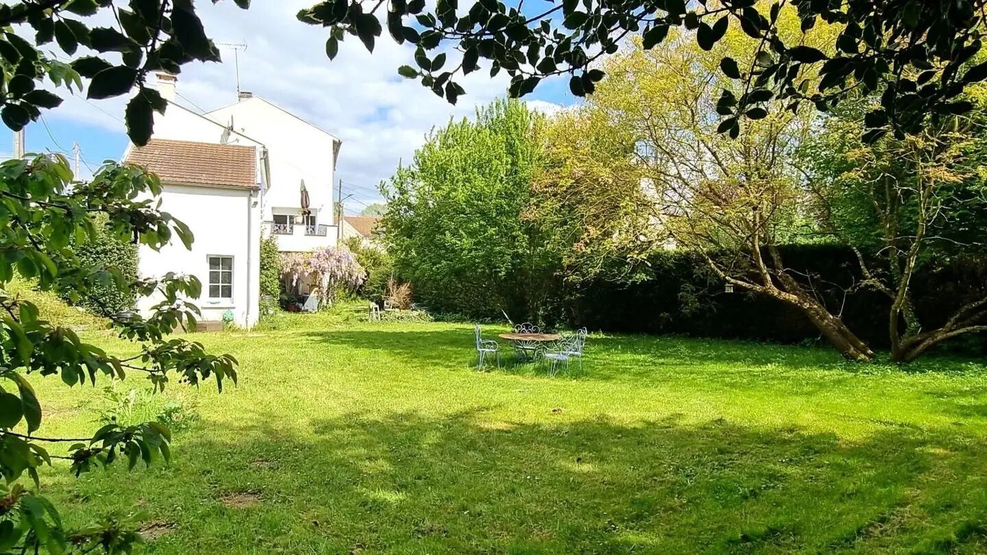 Maison à vendre, 131m², Beynes