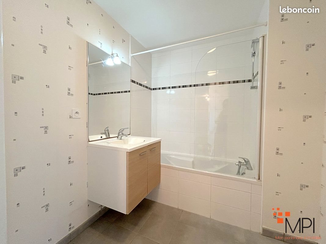 Appartement à louer, 61m², L'Hermitage