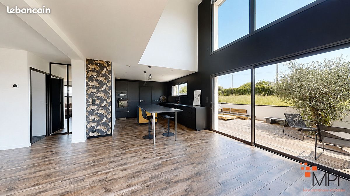 Maison à vendre, 147m², Melesse